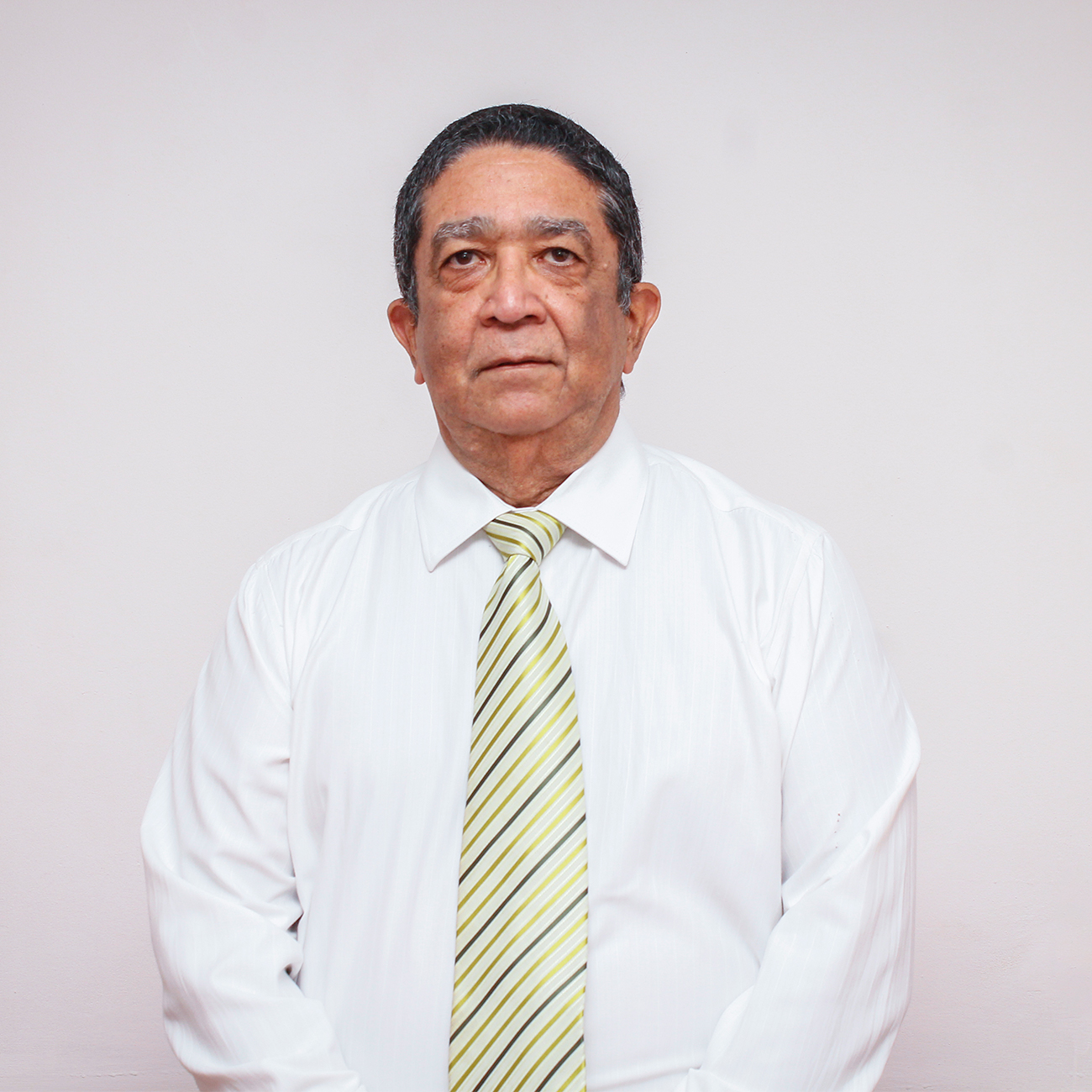 Dr. Gustavo Zuleta
