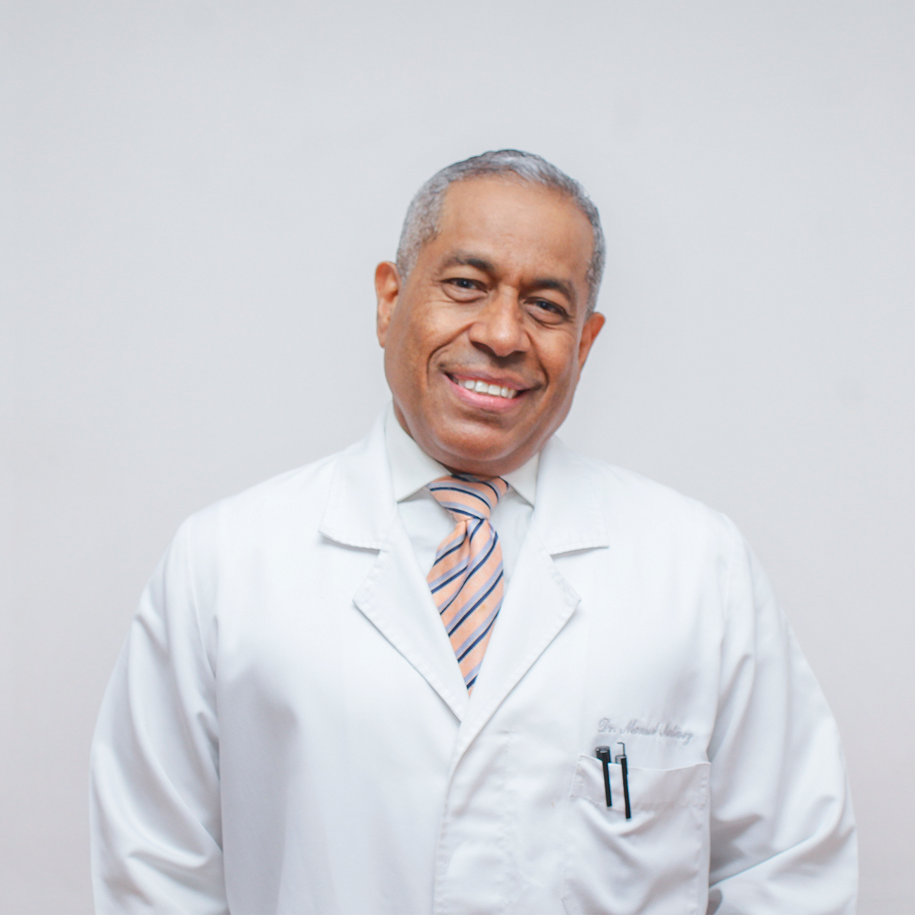 Dr. Manuel Martinez